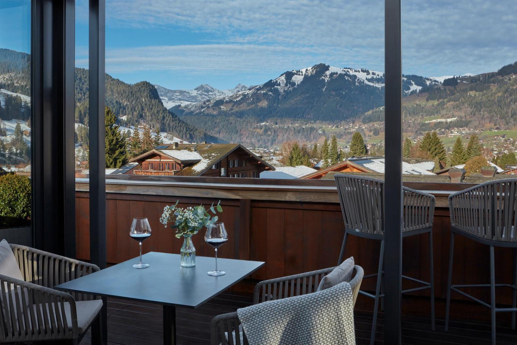 Miiro The Mansard Hotel Gstaad Luaran gambar